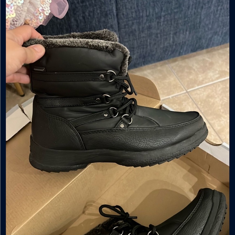 Weatherproof Black Winter Boots